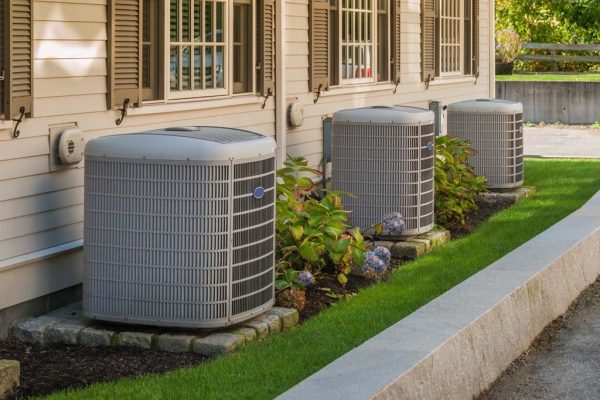 Heating and air conditioning inverter used to heat and cool cond